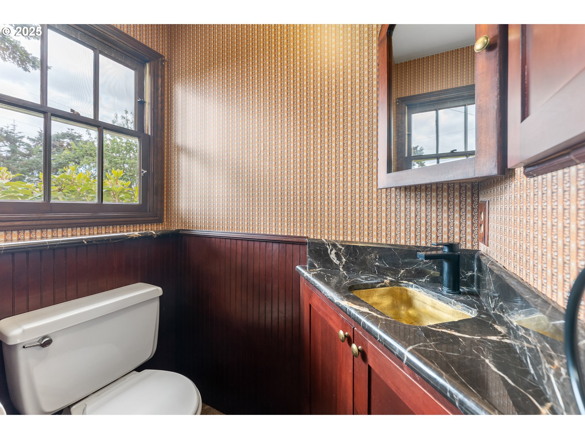 14419 Northwest Springville Road Portland, OR 97229 - Photo 16 of 46 Bathroom