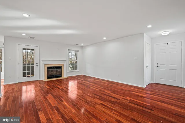 $2,600 | 1577 Church Hill Place, Unit 1577, Reston, VA 20194