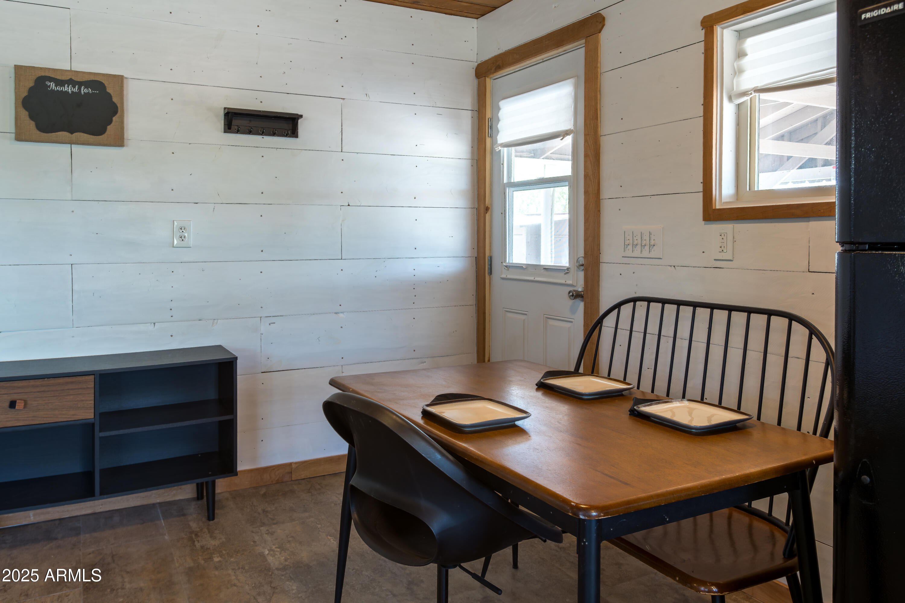 208 Hereford Road Bisbee, AZ 85603 - Photo 18 of 41 a view of a dining room with furniture