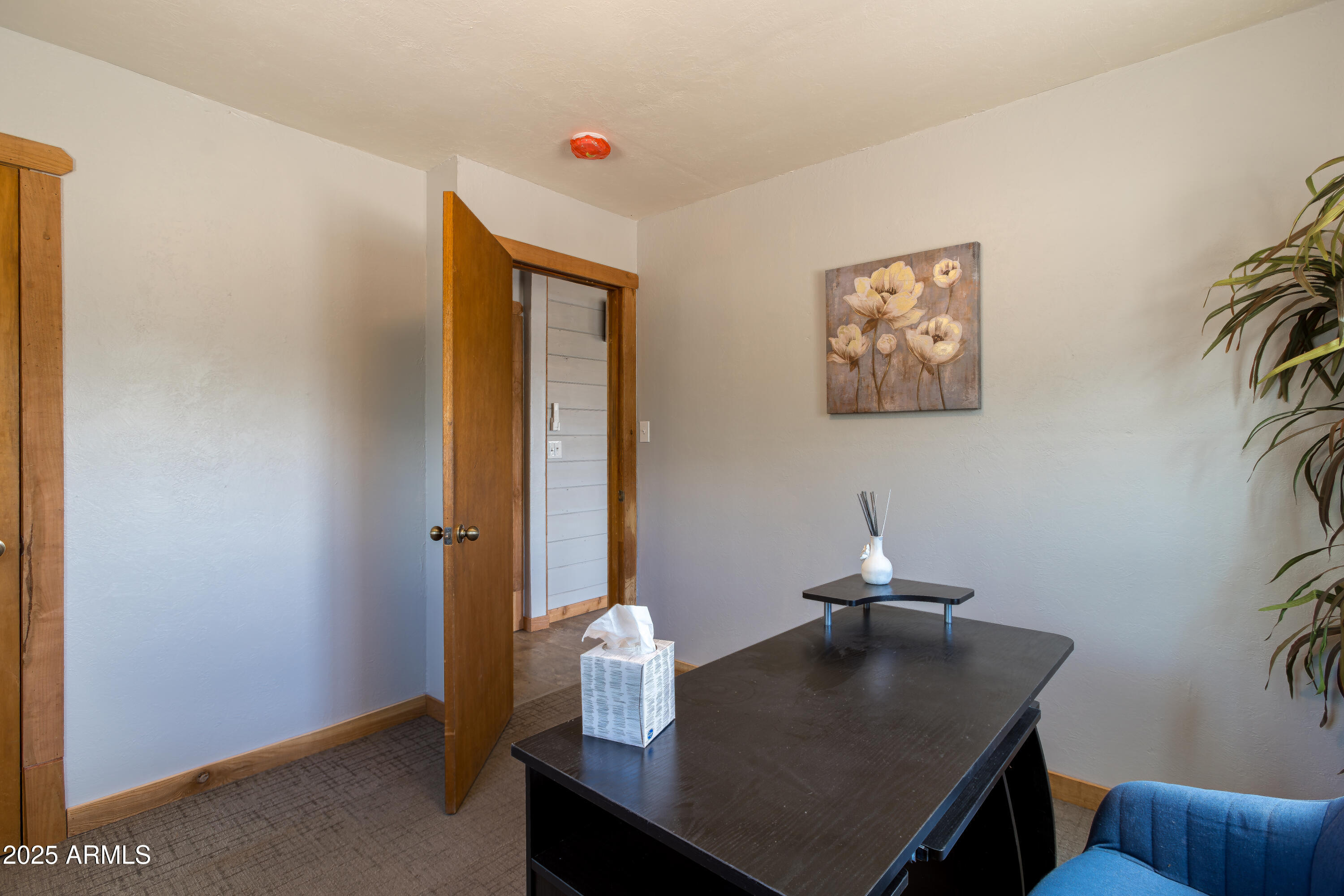 208 Hereford Road Bisbee, AZ 85603 - Photo 33 of 41 a view of a workspace with furniture