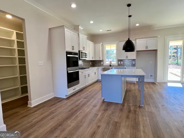 a view of wooden floor in a room