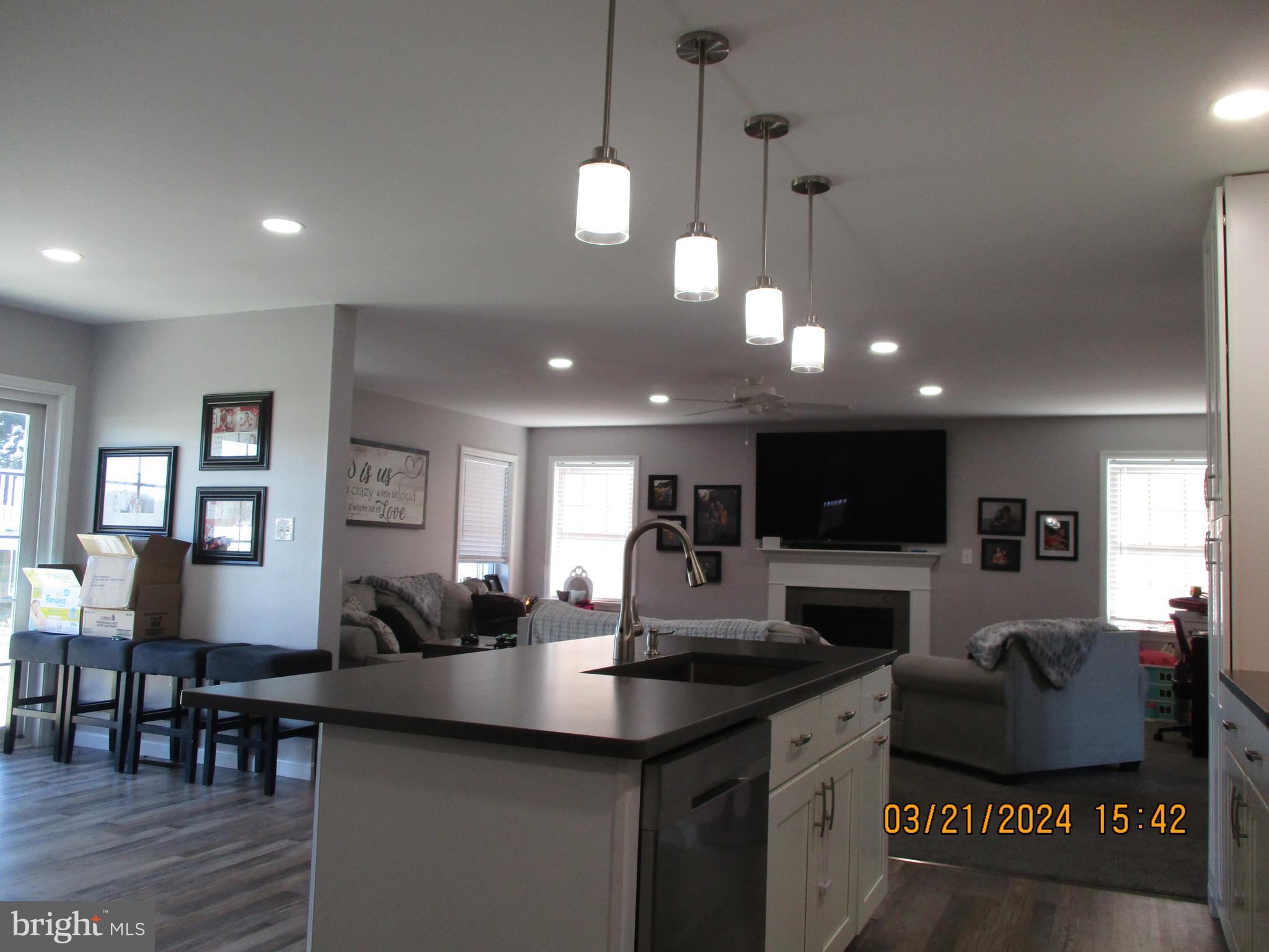 1014 Hoffman Road Windsor, PA 17366 - Photo 14 of 76 Quartz counter topped island