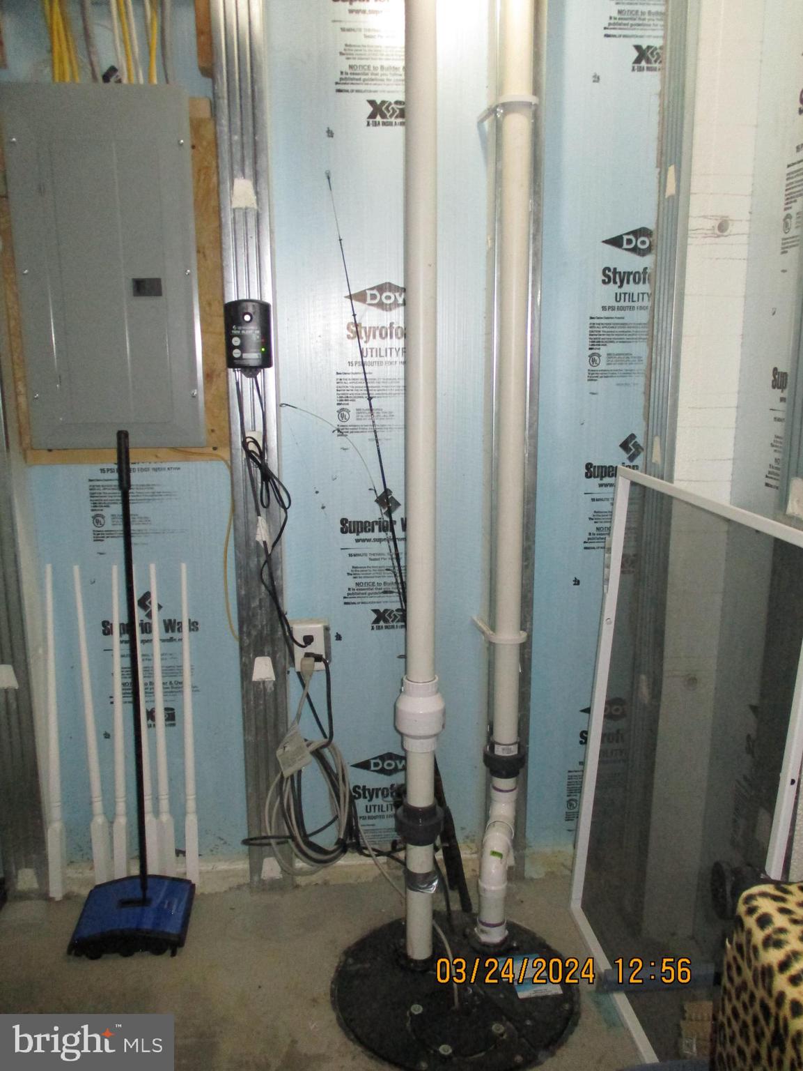 1014 Hoffman Road Windsor, PA 17366 - Photo 67 of 76 Up flush pump