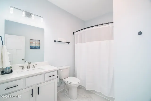 $858,000 | 200 Olde Towne Yacht Clb Drive, Unit 32, Beaufort, NC 28516