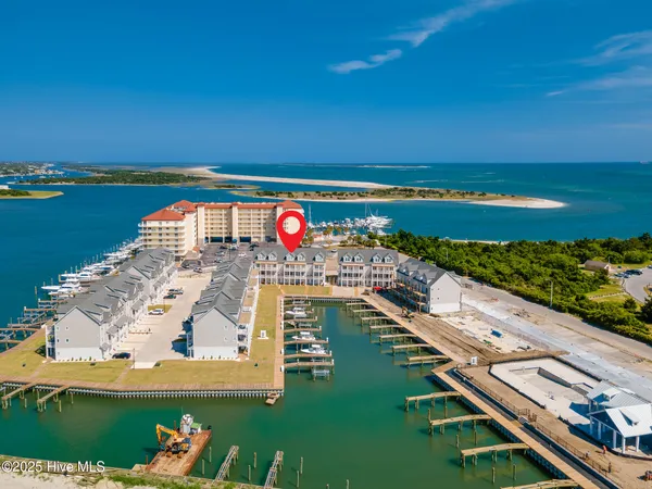 $848,000 | 200 Olde Towne Yacht Clb Drive, Unit 32, Beaufort, NC 28516