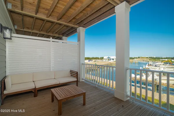$848,000 | 200 Olde Towne Yacht Clb Drive, Unit 32, Beaufort, NC 28516