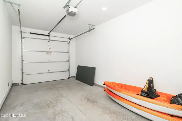 $858,000 | 200 Olde Towne Yacht Clb Drive, Unit 32, Beaufort, NC 28516