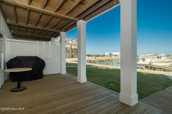 $848,000 | 200 Olde Towne Yacht Clb Drive, Unit 32, Beaufort, NC 28516