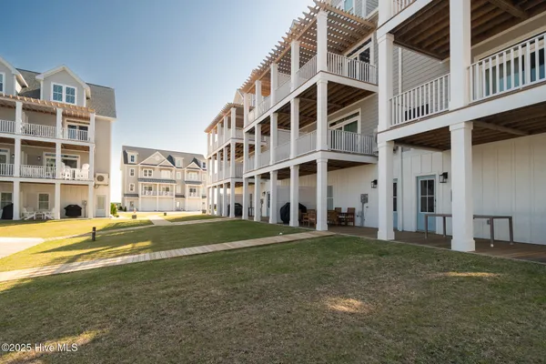 $848,000 | 200 Olde Towne Yacht Clb Drive, Unit 32, Beaufort, NC 28516