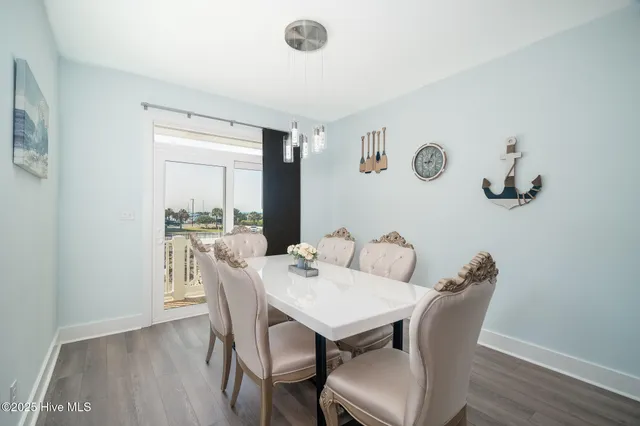 $858,000 | 200 Olde Towne Yacht Clb Drive, Unit 32, Beaufort, NC 28516