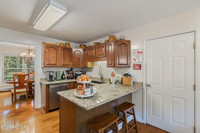 $448,900 | 256 Country Run Circle, Powell, TN 37849