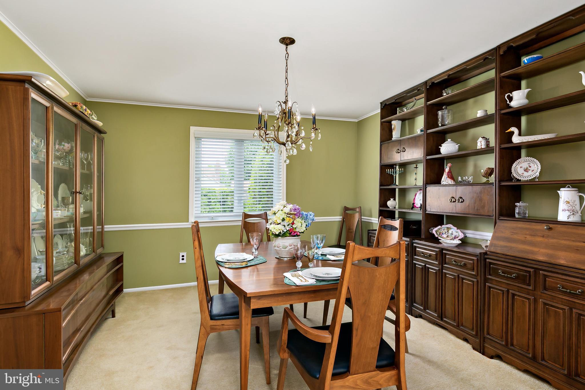 110 Coopers Kill Road Delran, NJ 08075 - Photo 6 of 23 Dining Room