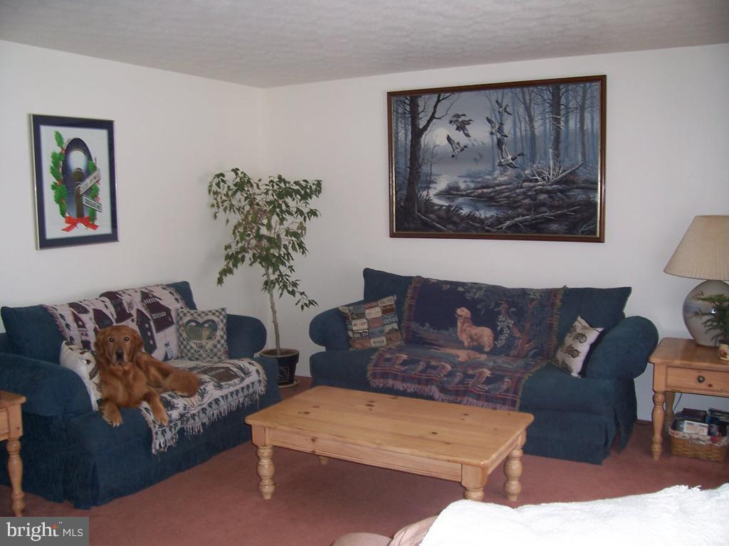 400 Oaklyn Road Lebanon, PA 17042 - Photo 4 of 12