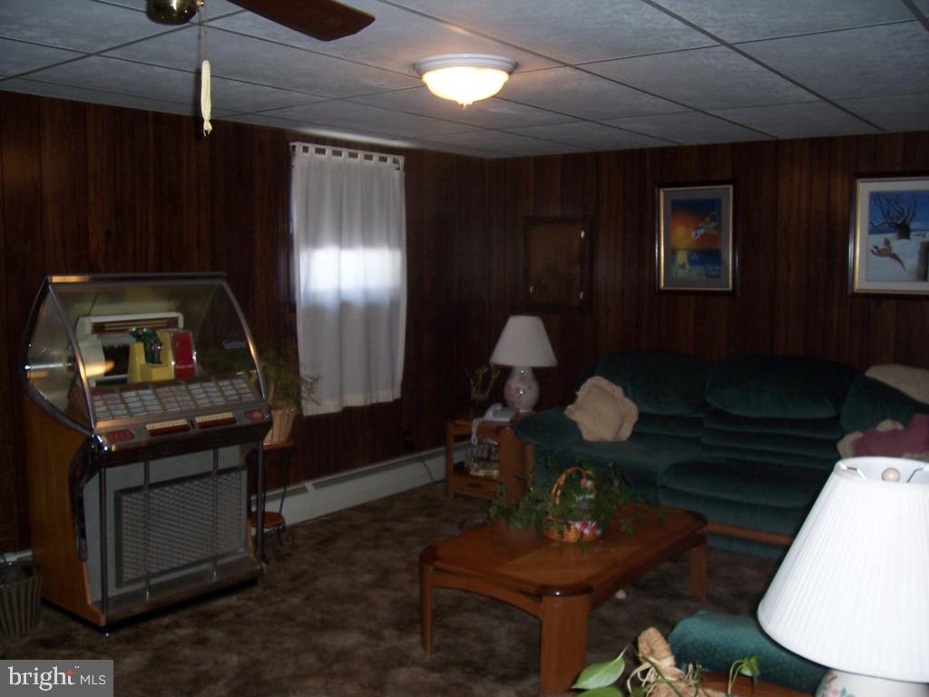 400 Oaklyn Road Lebanon, PA 17042 - Photo 8 of 12