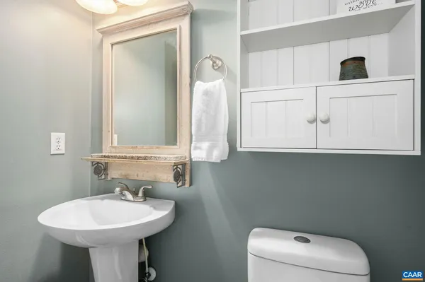 $599,000 | 1156 Foxvale Lane, Charlottesville, VA 22902