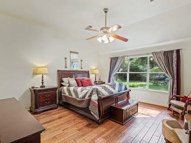 $1,000,000 | 32770 Willow Bend Lane, Waller, TX 77484