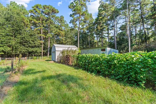 $1,000,000 | 32770 Willow Bend Lane, Waller, TX 77484