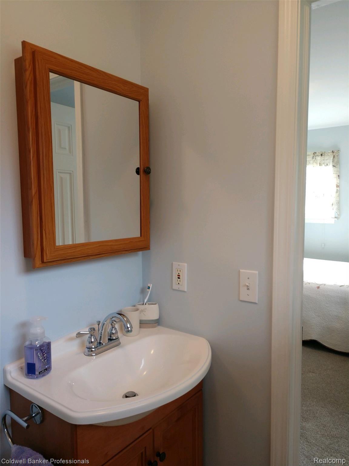 4021 Mt Morris Road Columbiaville, MI 48421 - Photo 28 of 31 6D75D3D9-D7CA-4603-B344-2BD7D3C51701.jpeg