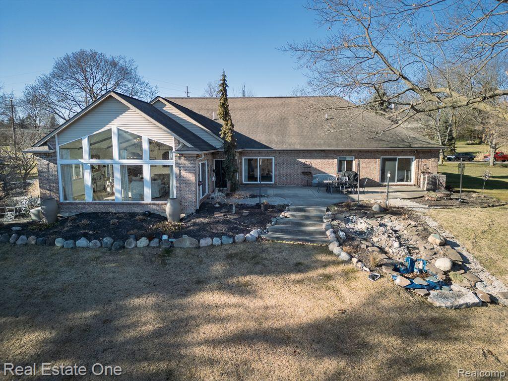 2173 Bonnie Brae Street Rochester Hills, MI 48309 - Photo 27 of 29