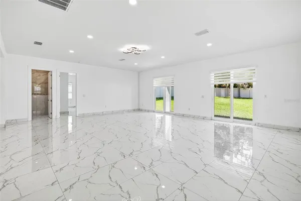$5,000 | 216 North Glen Arven Avenue, Temple Terrace, FL 33617