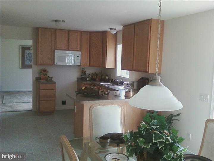 335 Friendship Road Clarksboro, NJ 08020 - Photo 5 of 9 Kitchen