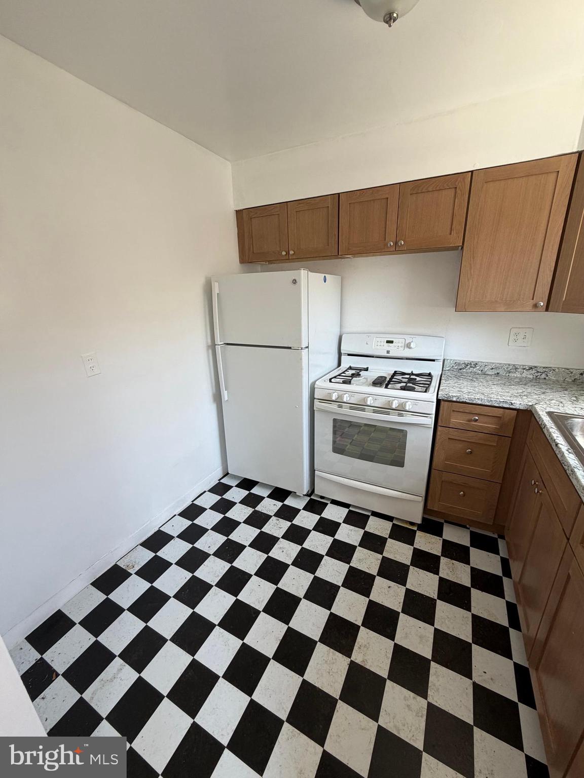 1831 Addison Road South District Heights, MD 20747 - Photo 19 of 42 Kitchen