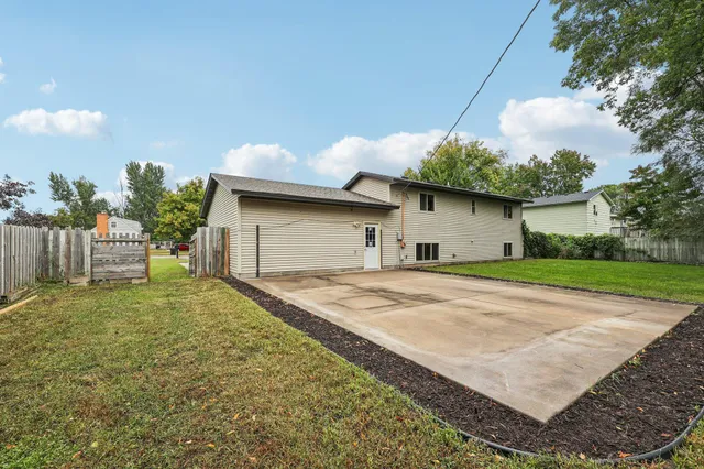 $389,900 | 3532 135th Avenue Northwest, Andover, MN 55304