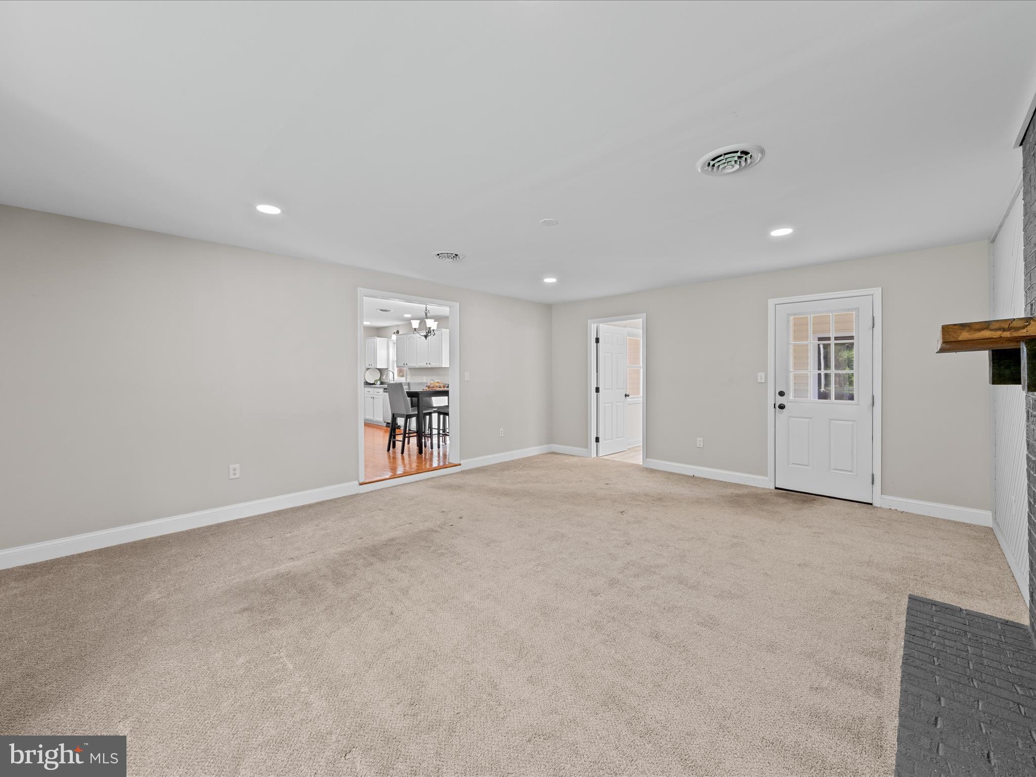 26831 River Road Seaford, DE 19973 - Photo 30 of 41 a view of a livingroom and a kitchen