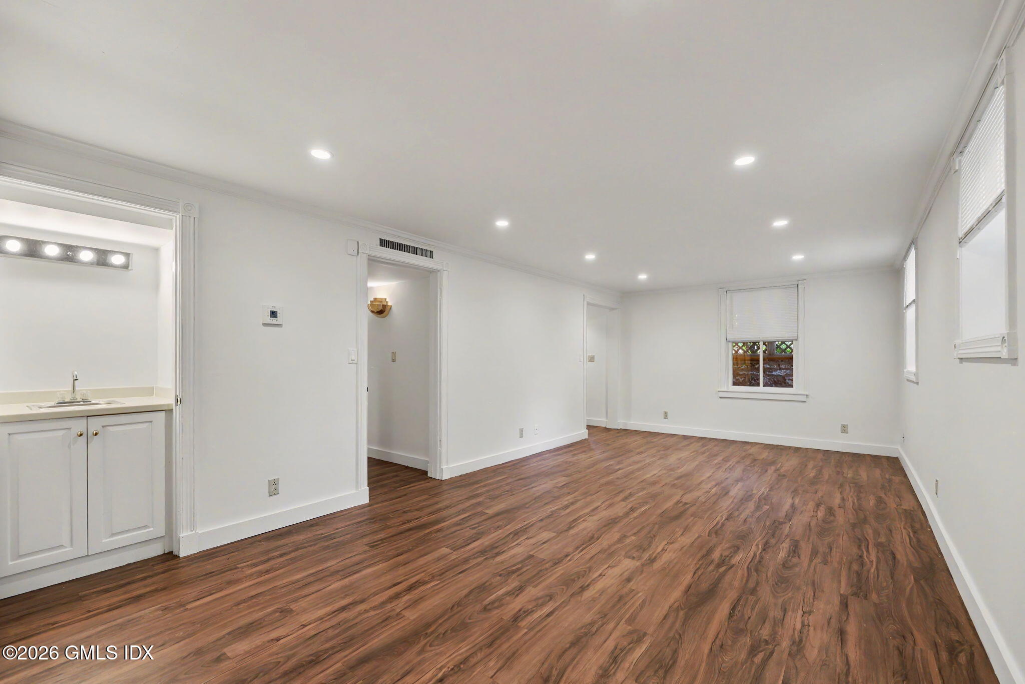 124 Mason Street, Unit 1 Greenwich, CT 06830 - Photo 16 of 24 21-web-or-mls-124-mason-st-unit-1