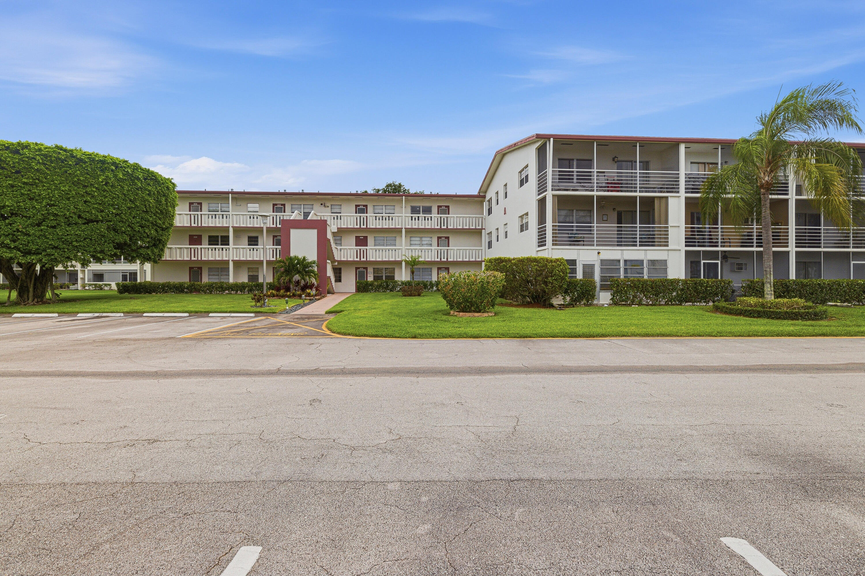 32 Fanshaw A, Unit 32 Boca Raton, FL 33434 - Photo 11 of 42 Front Building-F