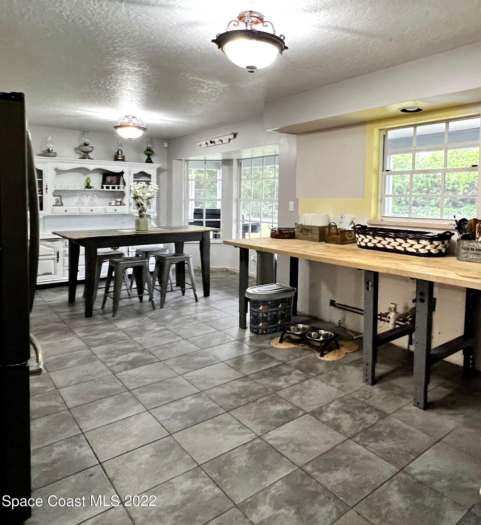 4030 Sparrow Hawk Road Melbourne, FL 32934 - Photo 20 of 46 KitchenDining1