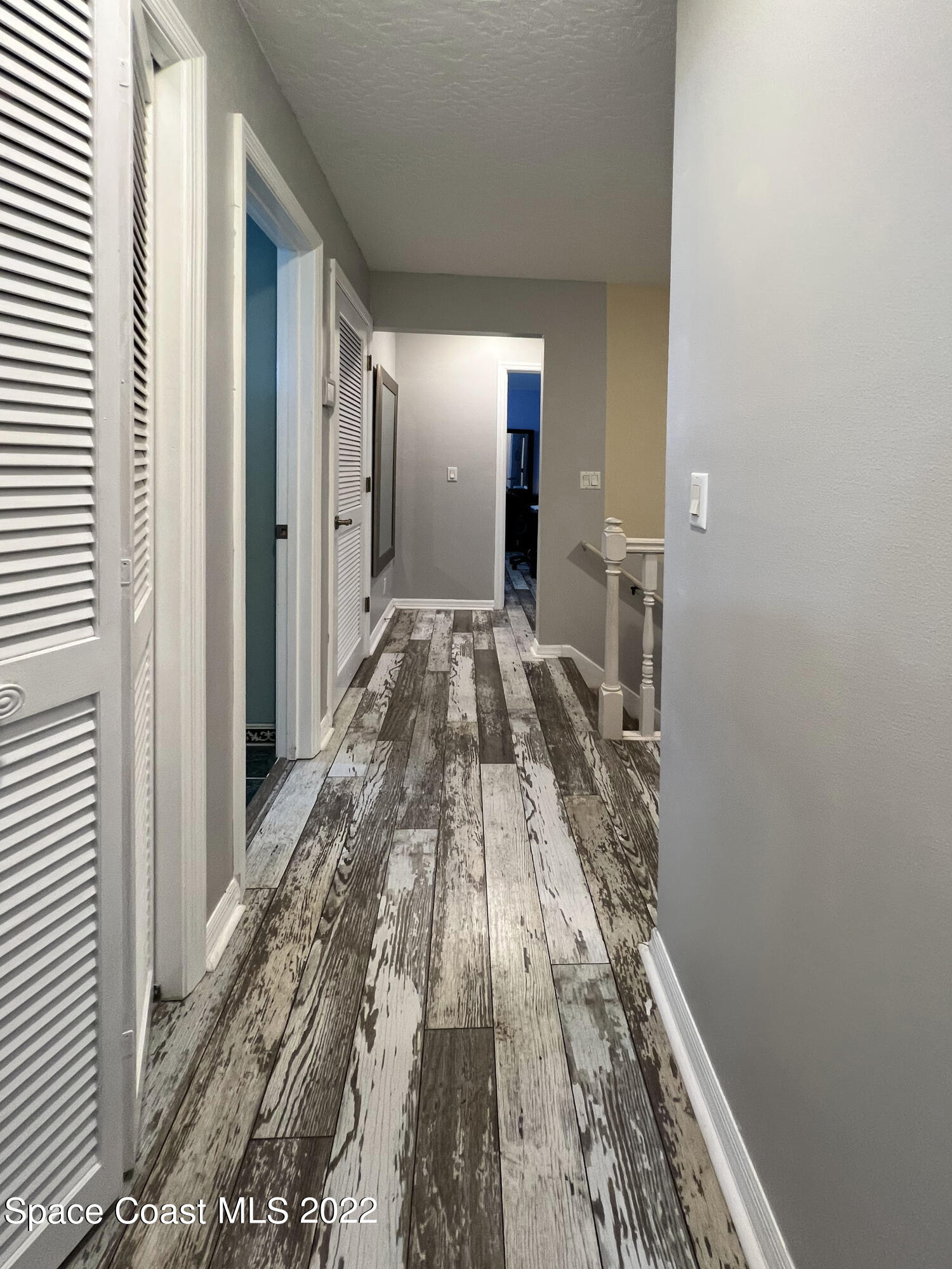 4030 Sparrow Hawk Road Melbourne, FL 32934 - Photo 37 of 46 UpstairsHall