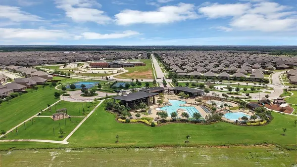 $2,300 | 9813 Cactus Crk Court, Aubrey, TX 76227