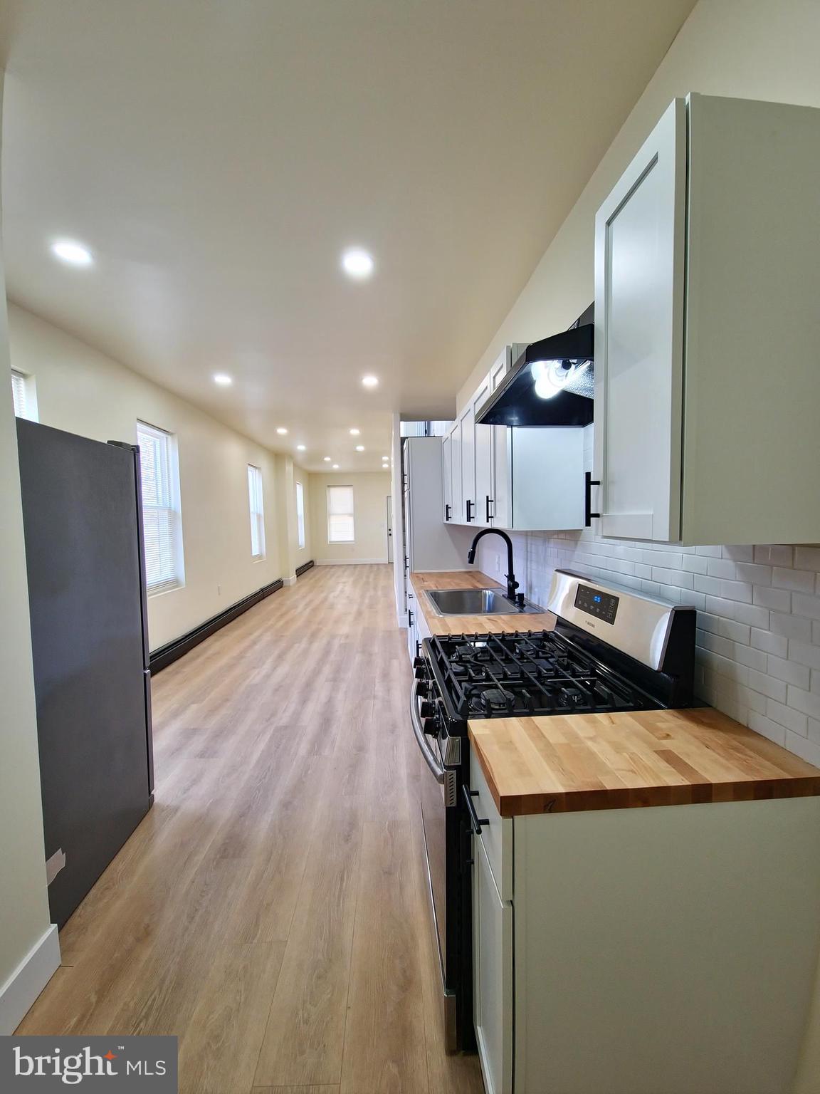 100 Neversink Street Reading, PA 19602 - Photo 10 of 19