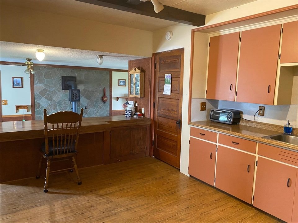 1826 Delta Road Bay City, MI 48706 - Photo 3 of 44