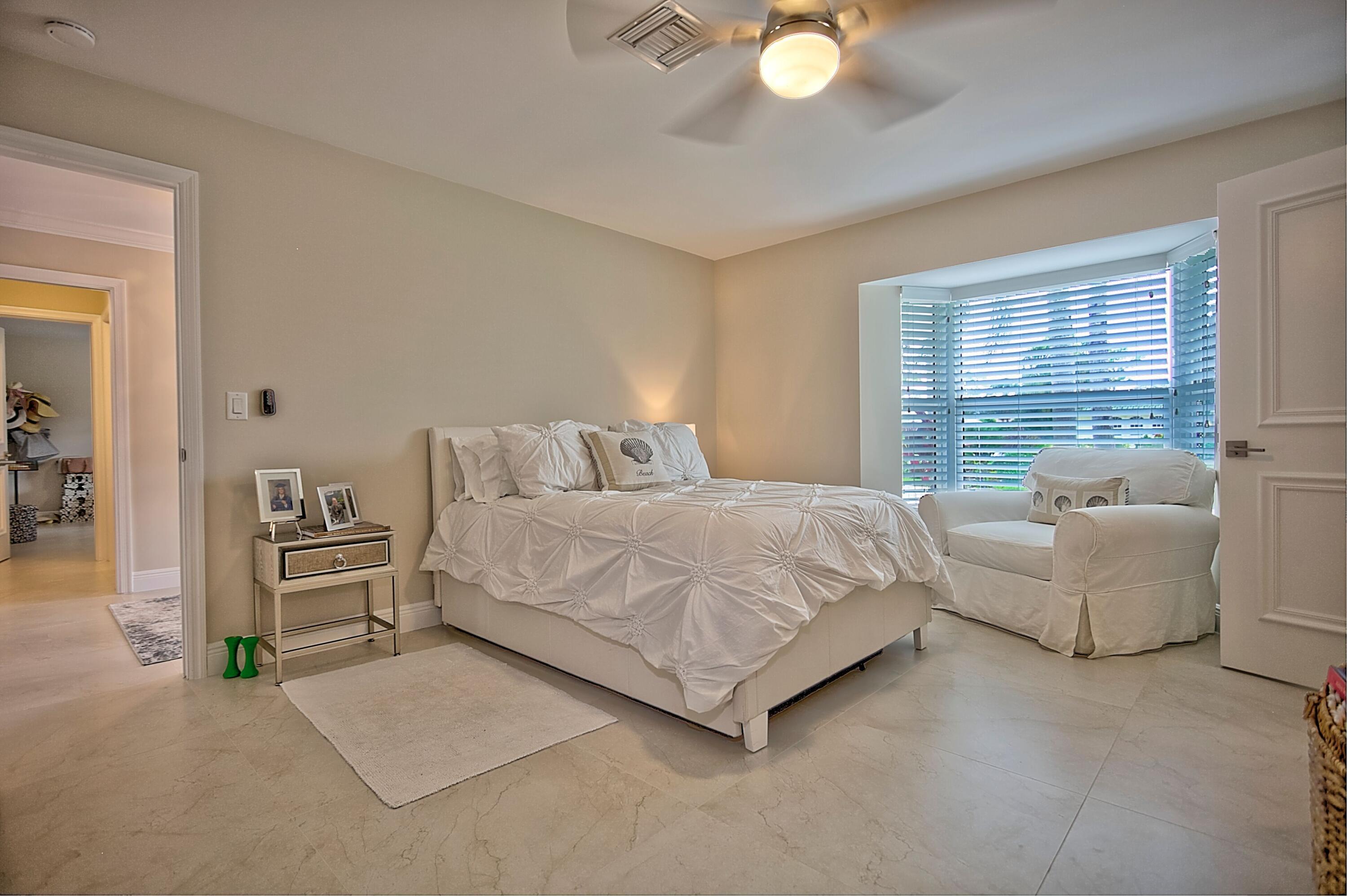455 South Country Club Drive Atlantis, FL 33462 - Photo 11 of 18 2nd Bedroom