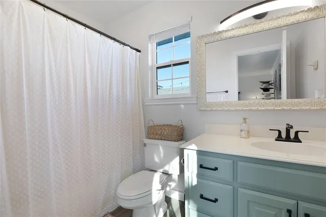 $295,000 | 271 East Houston Street, Van Alstyne, TX 75495