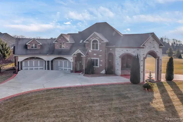 $1,400,000 | 277 Brittany Lane, Saline, MI 48176