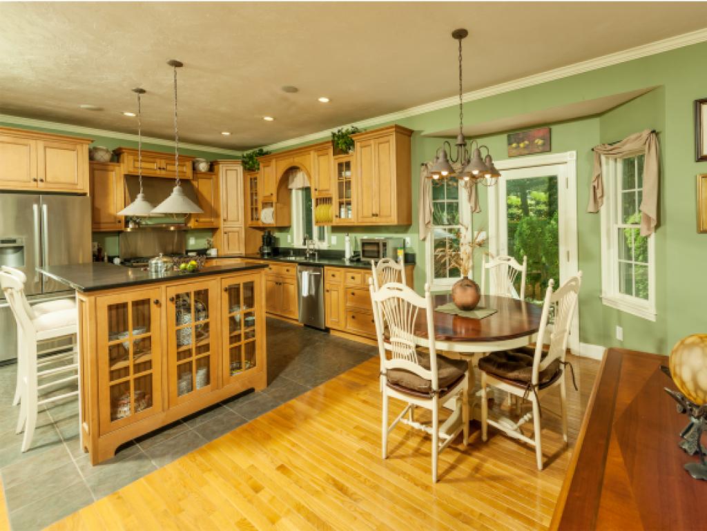248 Ridge Road York, ME 03909 - Photo 9 of 35 Gallery Image 9