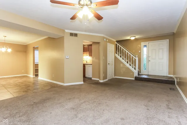 $1,995 | 164 Westridge Boulevard, Greenwood, IN 46142