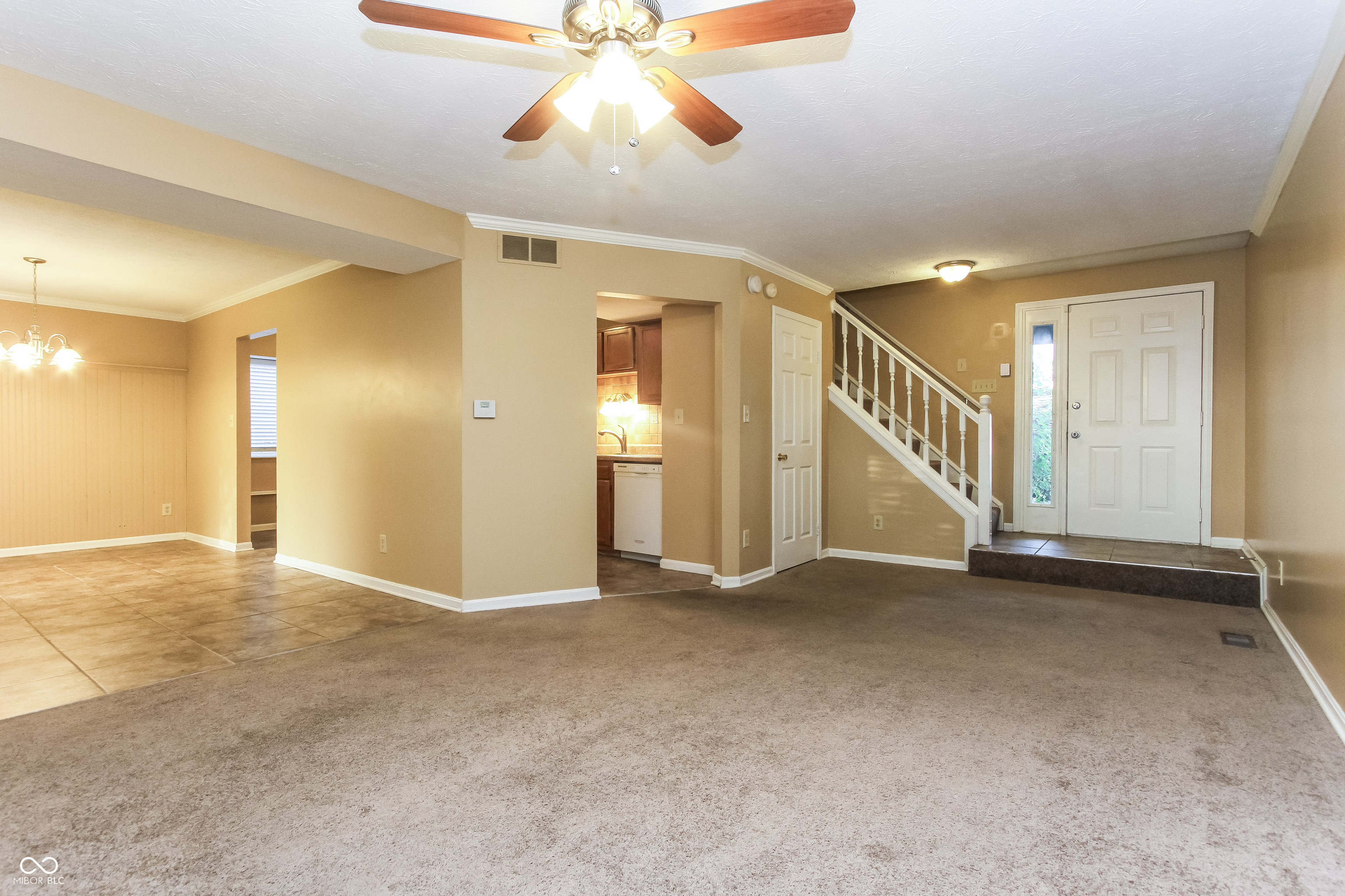 164 Westridge Boulevard Greenwood, IN 46142 - Photo 3 of 15