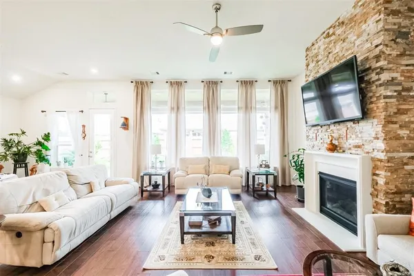 $2,700 | 1419 Wheatley Hill Lane, Katy, TX 77494