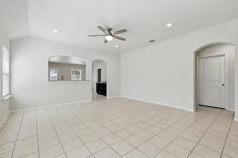 $2,350 | 1530 Woodlake Drive, Waxahachie, TX 75165