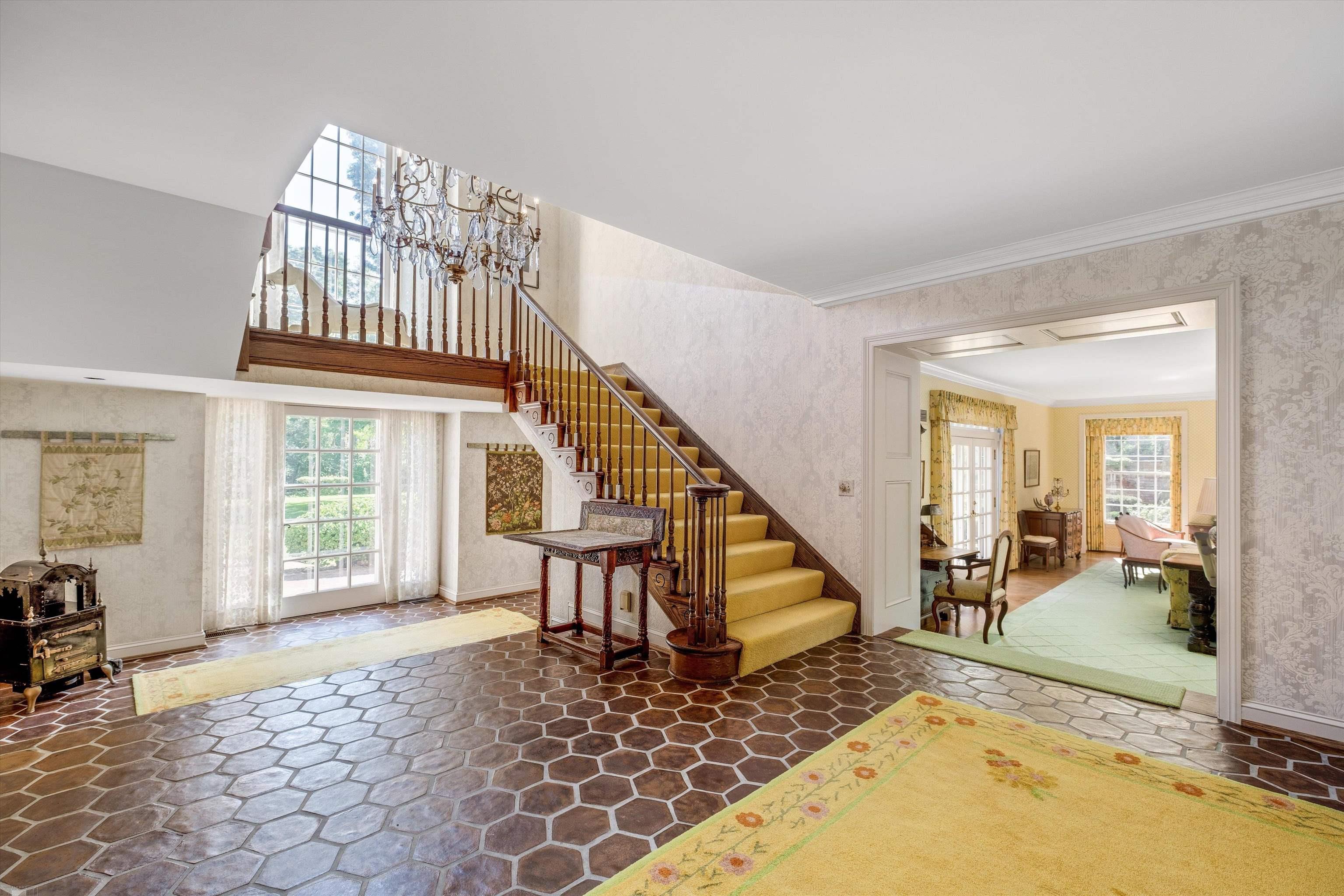 382 Provencal Road Grosse Pointe Farms, MI 48236 - Photo 13 of 95