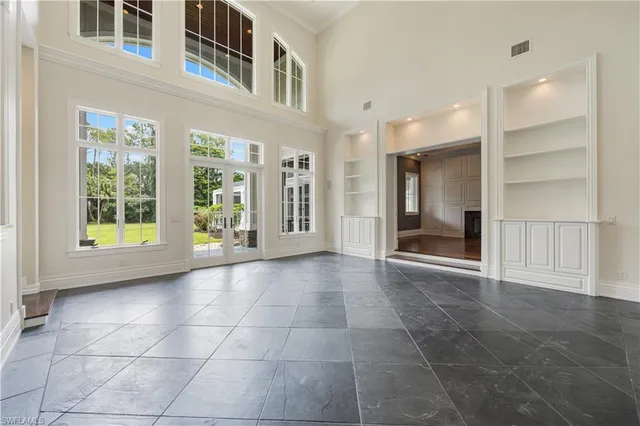 $12,900,000 | 2263 Coach House Lane, Naples, FL 34105