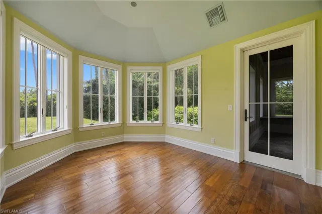 $12,900,000 | 2263 Coach House Lane, Naples, FL 34105