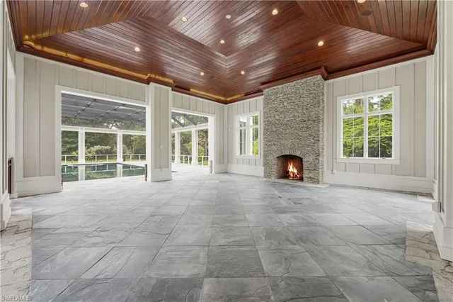 $12,900,000 | 2263 Coach House Lane, Naples, FL 34105