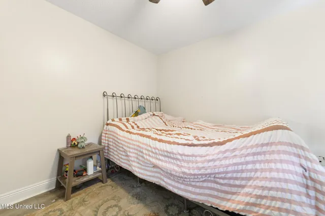 $218,000 | 6920 Pinehurst Drive, Ocean Springs, MS 39564