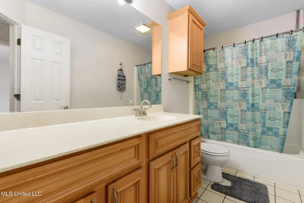 $218,000 | 6920 Pinehurst Drive, Ocean Springs, MS 39564