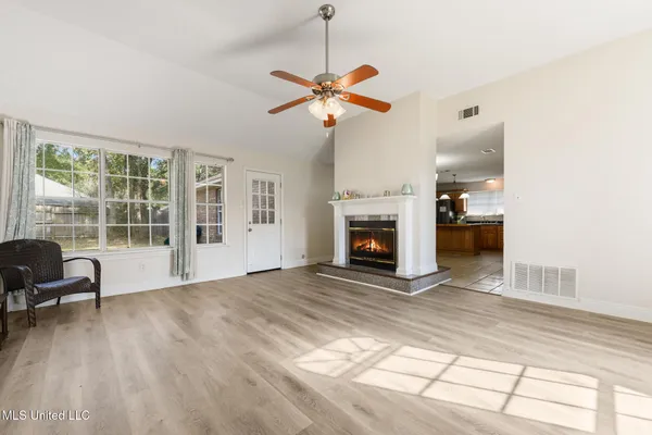 $218,000 | 6920 Pinehurst Drive, Ocean Springs, MS 39564
